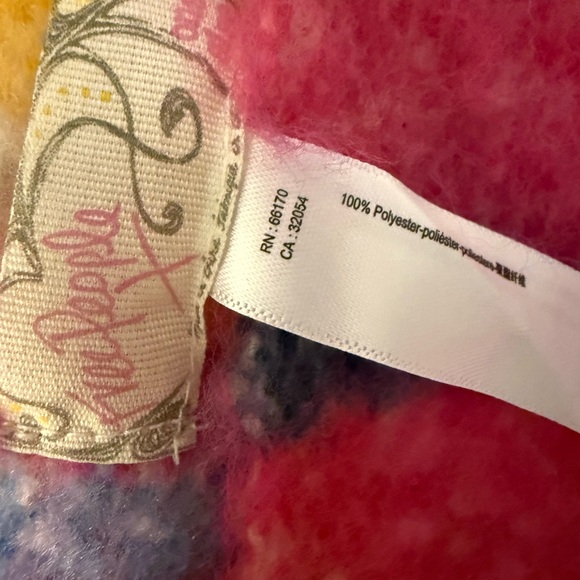 NWT Free People Throw Blanket - Picture 4 of 6